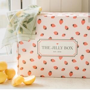 Tentree JILLY LEMON PRINT Green SCARF. Jilly Box organic cotton. Jillian Harris